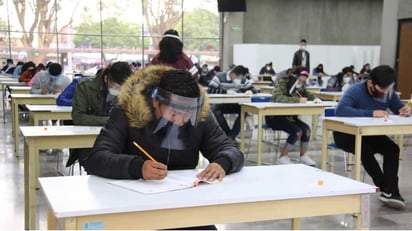 Continuarán alumnos del Politécnico clases en línea