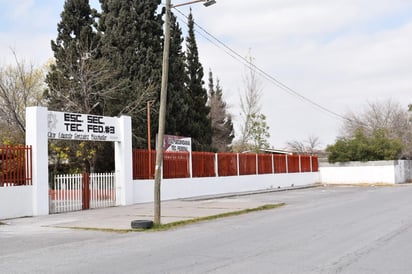 Evitarán robos en las escuelas resguardando aparatos de valor