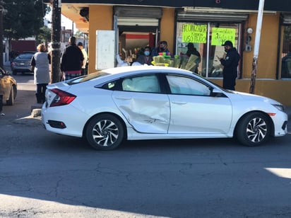 Monclova: Ignora alto y causa accidente