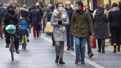 Más restricciones en España por la COVID, pero sin confinamiento domiciliario