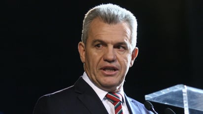 Javier Aguirre pone de rodillas al América