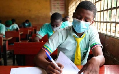 Los alumnos nigerianos vuelven a las aulas con la oposición del parlamento