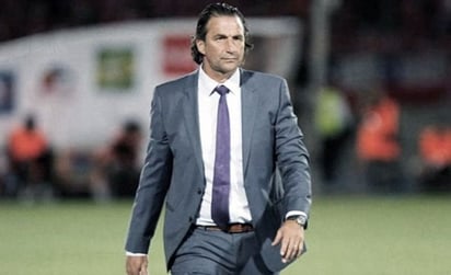 Juan Antonio Pizzi fue anunciado como nuevo técnico de Racing