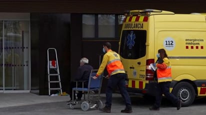 Chile suma 4,068 casos y pone en cuarentena municipios turísticos del sur