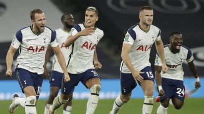 El Tottenham golea y se clasifica a última hora (1-4)