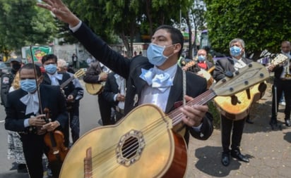 Tras serenata, fallece enfermera internada por Covid en Yucatán