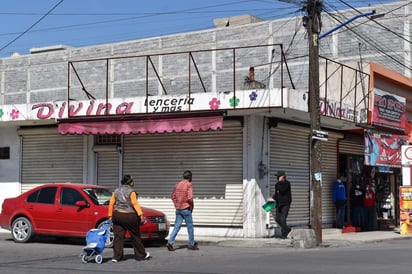 Agonizan comercios de Monclova por la crisis económica