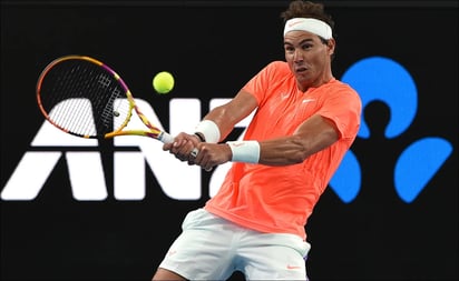 Nadal gana su  partido