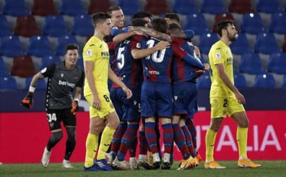 Roger y Cárdenas llevan al Levante a semifinales