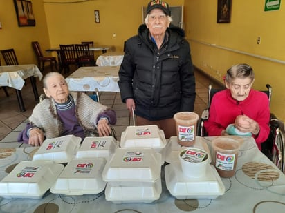 Festejan abuelos el ‘Día de la Candelaria’