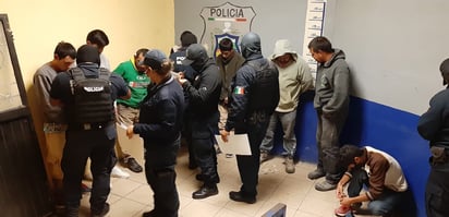 Arrecian operativos policiacos en colonias