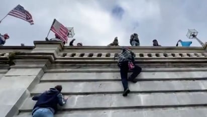 Un vídeo del asalto al Capitolio deja en silencio al Senado