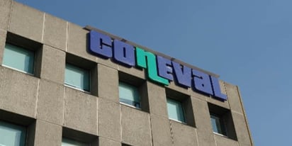 Coneval: En riesgo, avances sociales