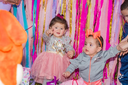 Valeria celebra su primer añito