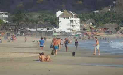 Limitan acceso a playas de Zipolite y Puerto Ángel por COVID-19