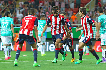 Chivas: Padecen para apenas empatar