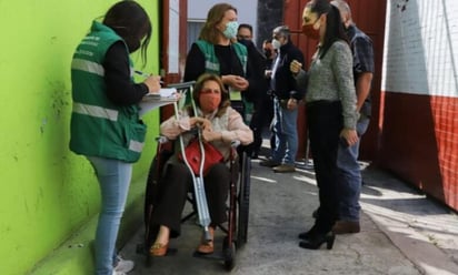 Aplican en primer día 10 mil 565 dosis de vacuna contra Covid en CDMX