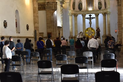 Inicia e invita la iglesia al miércoles de ceniza en Monclova