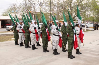 Celebran Día del Soldado por redes 