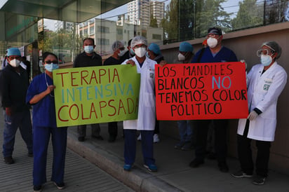 Bolivia reporta 1.095 contagios y Gobierno dice que paro médico es un fracaso