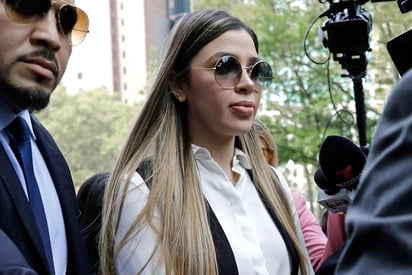 Detiene EU a Emma Coronel esposa de 'El Chapo'