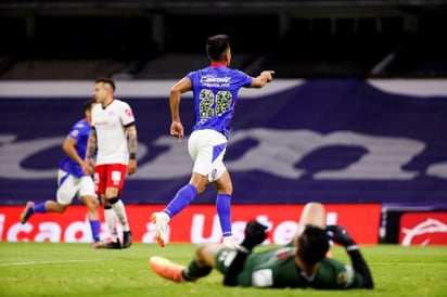 El argentino Fernández se declara 'muy feliz' en Cruz Azul tras paso por Boca