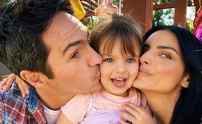 La pequeña Kailani vuelve a unir a Mauricio Ochmann y Aislin Derbez