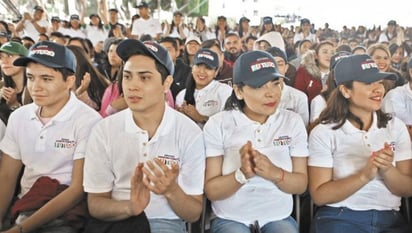 Denuncian 'becarios fantasma' en Jóvenes Construyendo el Futuro