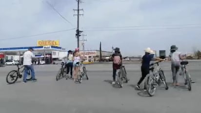 Familias se relajan y salen del encierro