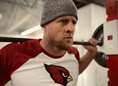 JJ Watt llega a los Arizona Cardinals