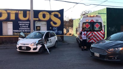 Fuerte accidente en El Pueblo de Monclova