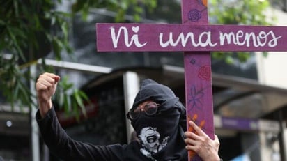 Feministas de Morelia exigen en el 8M un alto a la violencia