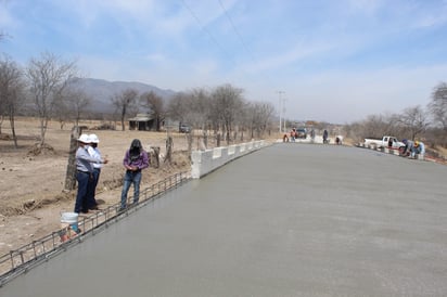 Beneficia obra de vado a comunidades rurales