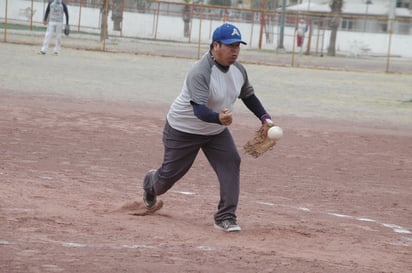 Más Sport avanza en playoff