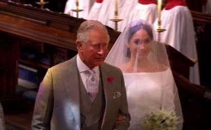 El coro de la boda de Harry y Meghan respalda a Carlos de Gales