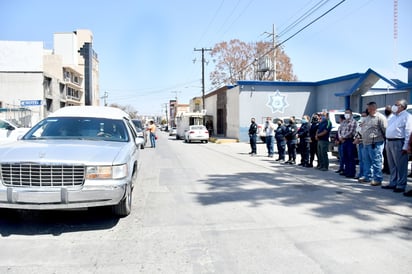 Honran con cortejo fúnebre la memoria de un policía ejemplar