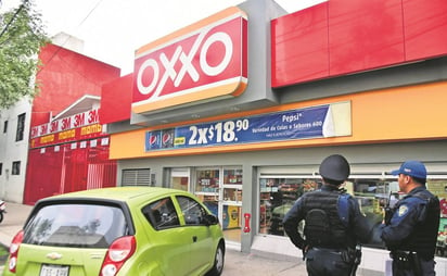 Oxxo le responde a AMLO: en 2020 pagaron mil 576 mdp a CFE