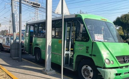 Balean a pasajera de microbús que se opuso a asalto en Iztapalapa