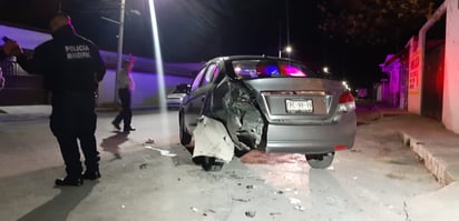 Provoca accidente en Monclova e intenta huir