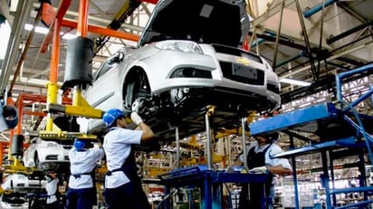 Tiene producción automotriz caída del 16% en 2020