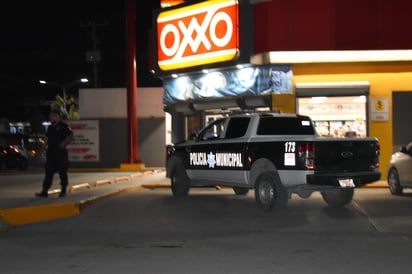 Asaltan tienda de conveniencia en Monclova