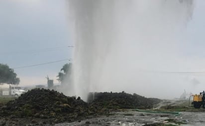 Conagua supervisa afectaciones en calidad del agua tras fuga