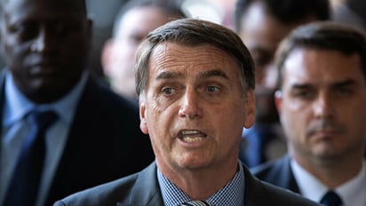 Aliados de Bolsonaro intentan sin éxito propuesta para ampliar sus poderes