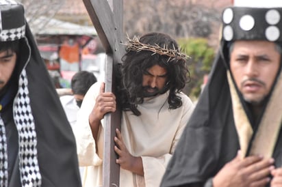 Cumple Benny su sueño de representar a Cristo 