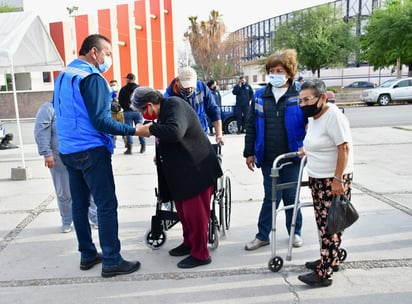 Concluye en Monclova la vacunación de los adultos mayores