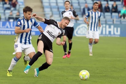 Empate a cero al descanso de una final sin tregua