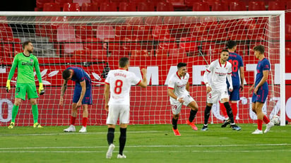 El Sevilla derrota al líder (1-0) y anima LaLiga