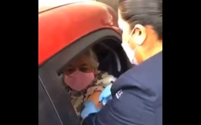 'Sí fue vacunada', dice nieto de mujer mayor tras polémica por supuesta jeringa vacía: El video con la falsa denuncia fue viralizado en redes sociales