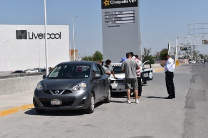 Les choca taxi en Monclova