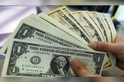 Dólar cotiza en su menor nivel de casi dos meses